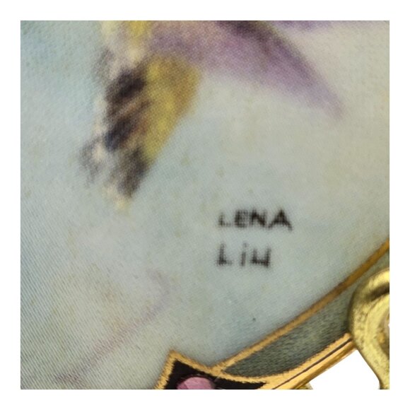 Ruby-Throated Hummingbird Music Box Lena Liu Ardleigh-Elliott Waltz of Flowers - Picture 10 of 12